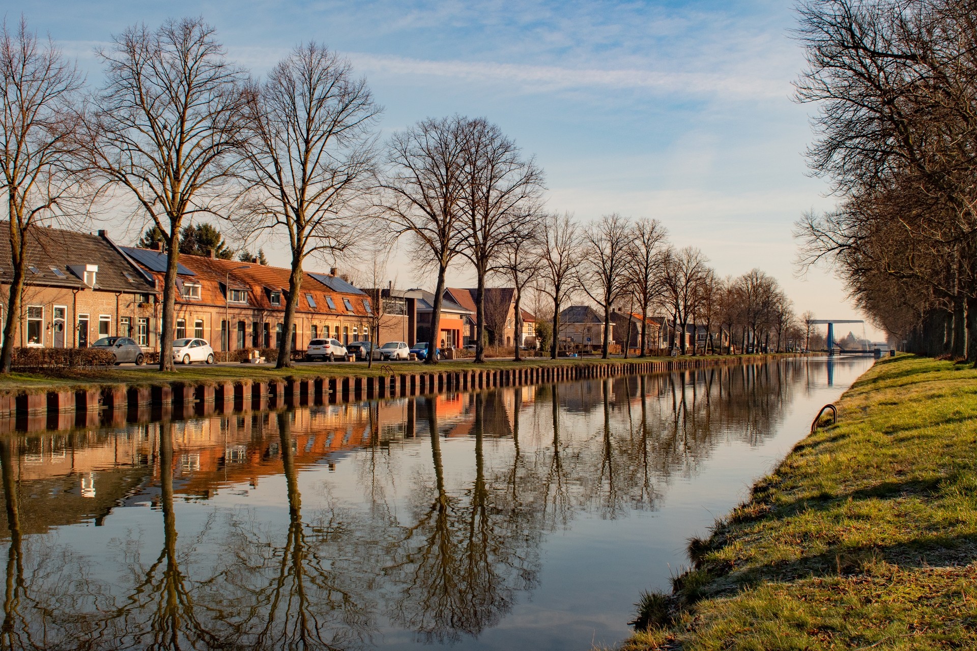 Kanaal met huizen ernaast, bereken je maximale financiering